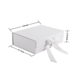 White Medium Square Magnetic Gift packaging Boxes